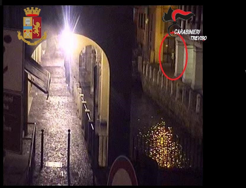 Bomba contro il market, arrestato l’autore: è un 56enne di Belluno VIDEO