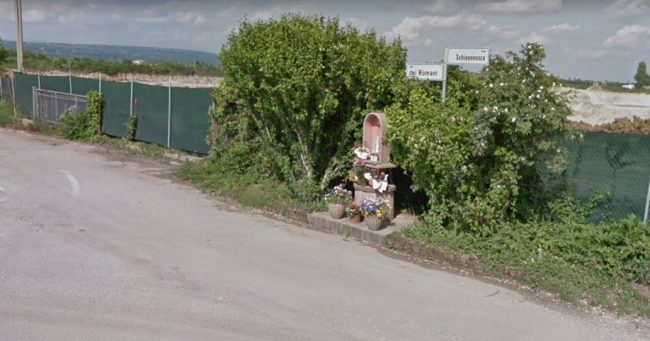 Madonnina in gesso gettata a terra a Montebelluna: indagini in corso per individuare i vandali