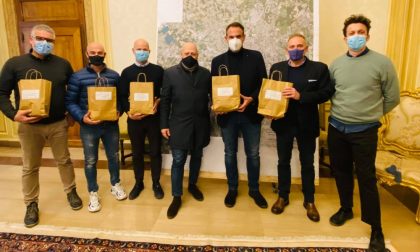 Natale tra eccellenza e solidarietà: queste le parole d'ordine per ringraziare i volontari impegnati nell'epidemia