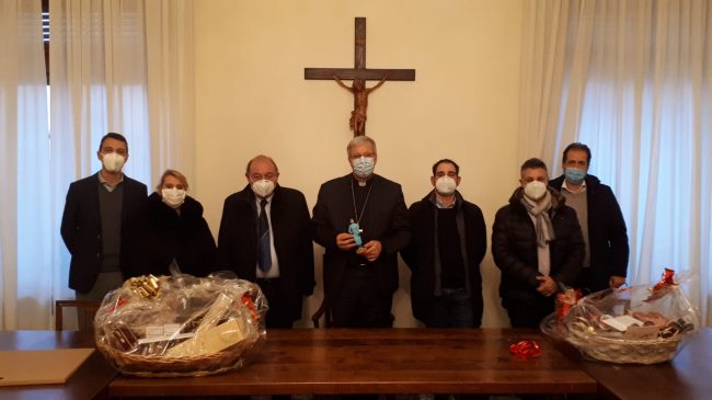 L'infermiera anti Covid nuovo personaggio del Presepe 2020 a Treviso