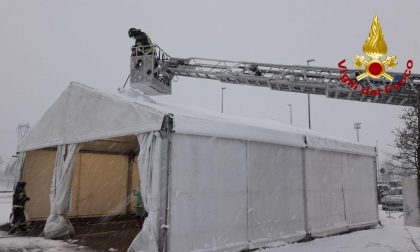 Tendoni Covid coperti dalla neve, l'intervento alla Zoppas Arena