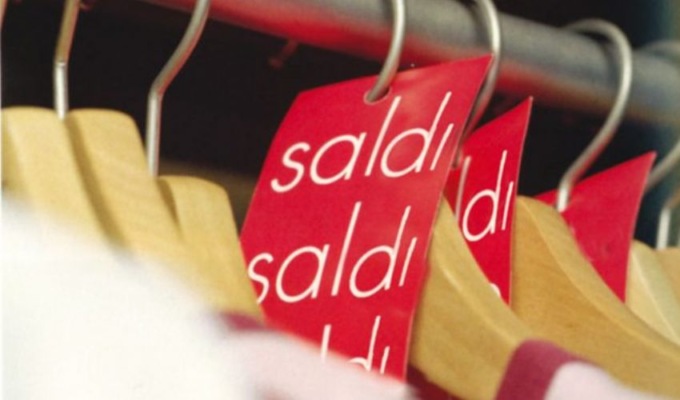 Saldi estivi 2022 al via da domani: occasione buona per fare acquisti per 6 veneti su 10
