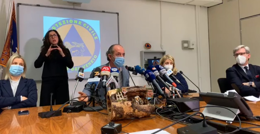 Covid, Zaia: “Assembramenti spettacolo immondo, è una sconfitta sociale” | +2829 positivi | Dati 14 dicembre 2020