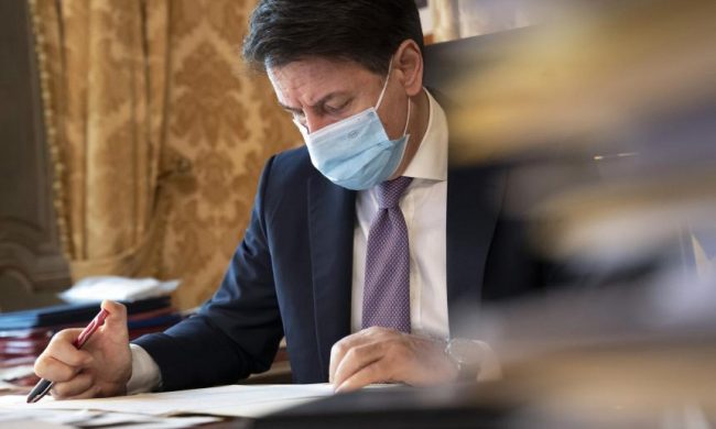 Nuovo Dpcm: dal 16 gennaio stop all’asporto dopo le 18, de profundis per lo sci