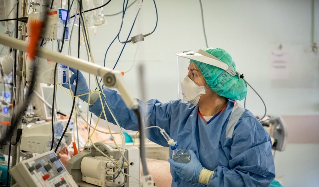Pazienti Covid in gravi condizioni, l’Ulss 2 apre alle visite in terapia intensiva