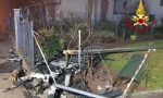 Auto impazzita distrugge la recinzione di una casa: alla guida un 30enne di Morgano ubriaco