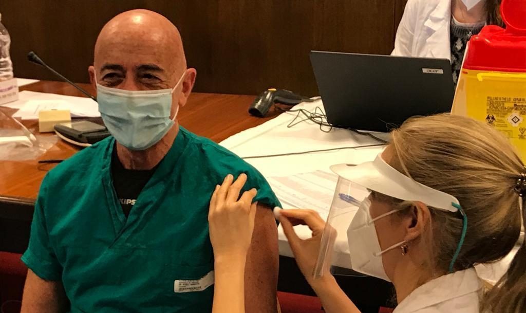 Tamponi rapidi Covid, chiesto il rinvio a giudizio per il dottor Rigoli