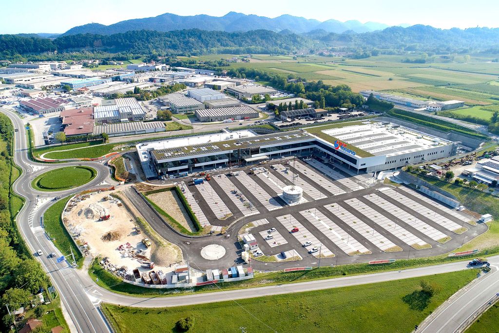 Grande centro commerciale, ecco come il Comune proverà a tutelare i negozi di vicinato
