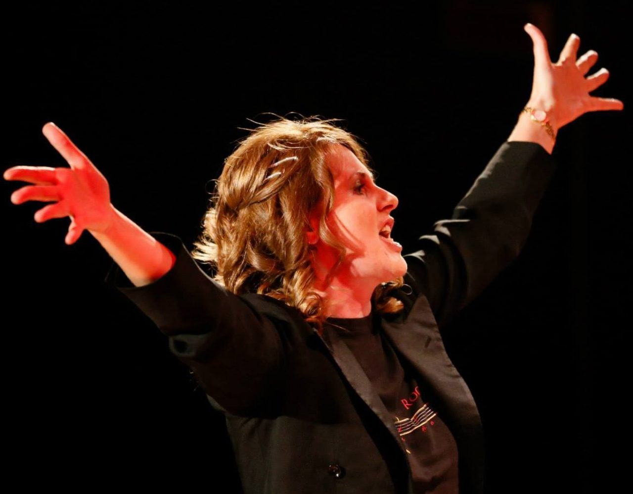 La direttrice d’orchestra Elisabetta Maschio è la presidente della Fondazione “Teatro Montebelluna”