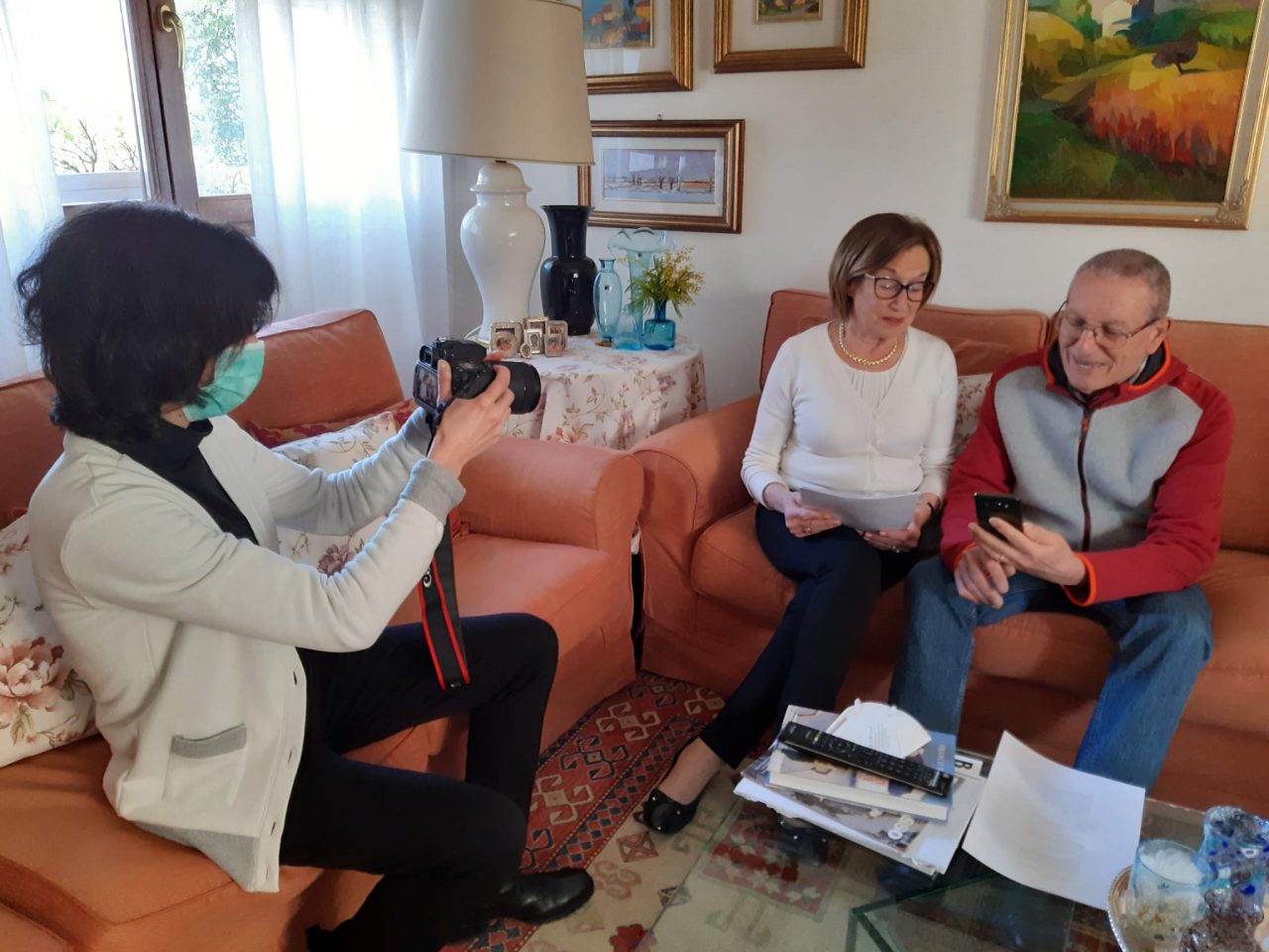 Maestro Manzi 2.0: contro la solitudine da Covid nasce la scuola di alfabetizzazione digitale