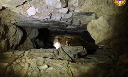 Bambina di 4 anni precipita in un pozzo di 15 metri dentro una grotta