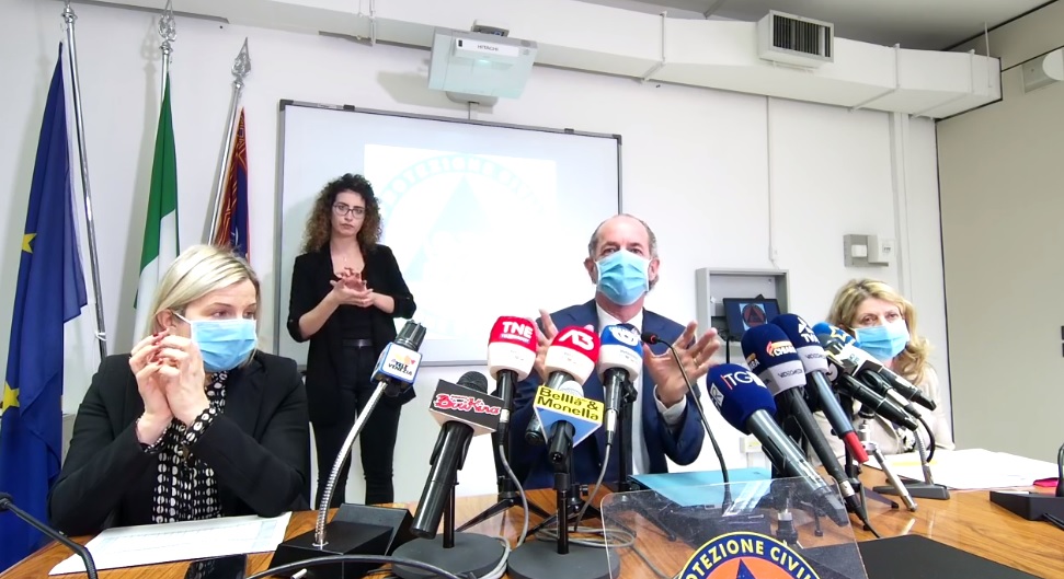 Veneto in zona arancione da lunedì, Zaia: “Evitate ogni assembramento”