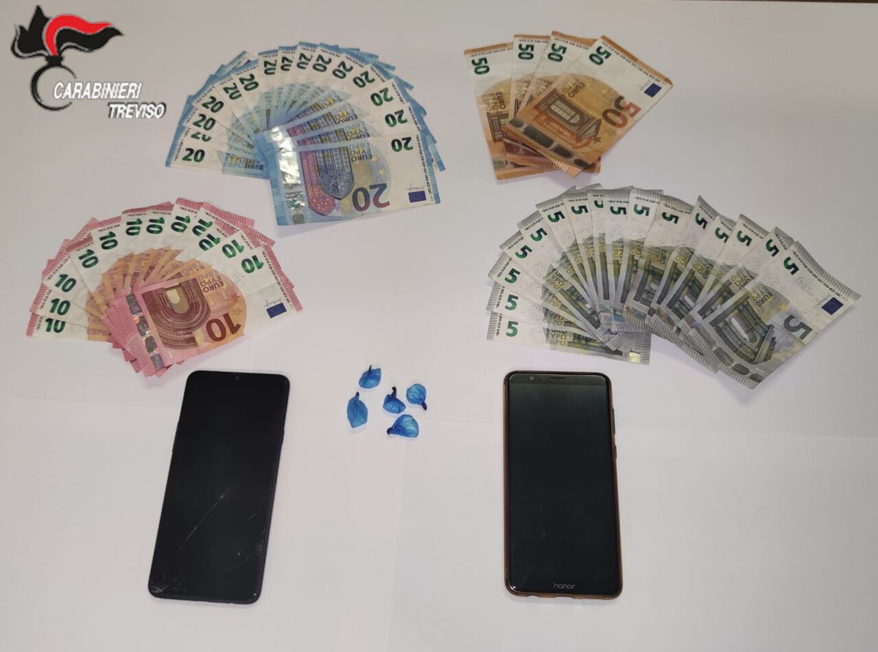 Roncade, veneziano in trasferta notturna per spacciare: denunciato e multato