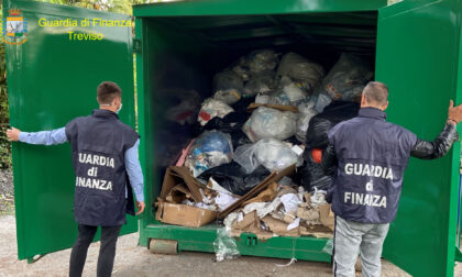 Lavoro nero, nessuna sicurezza e gestione illecita di rifiuti: sequestrata fabbrica tessile a Loria