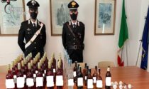 Arrestato mentre fa "scorta" di alcolici al supermercato nascondendoli nei vestiti