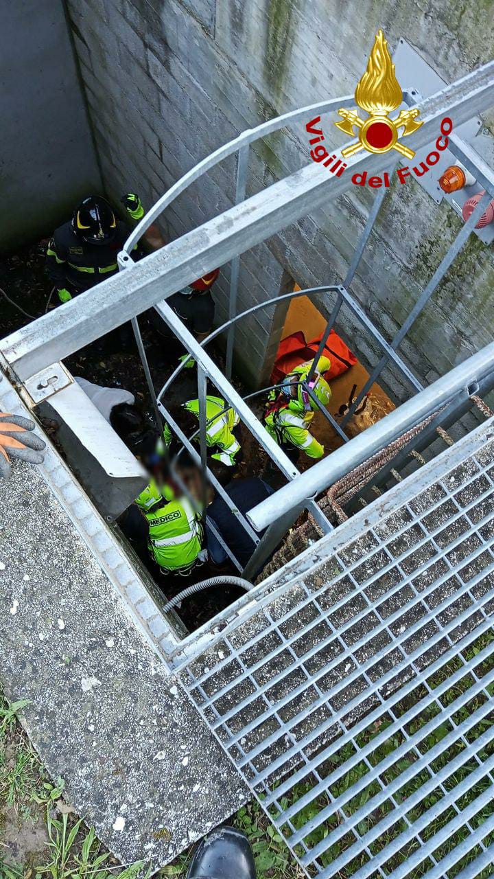 Bambino cade in una bocca di lupo profonda 7 metri