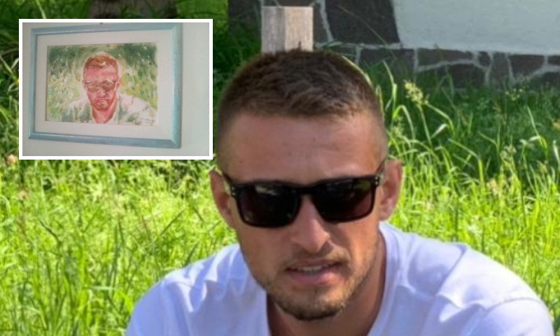 Due mesi senza Mattia Battistetti, il suo sorriso spezzato “rivive” in un ritratto
