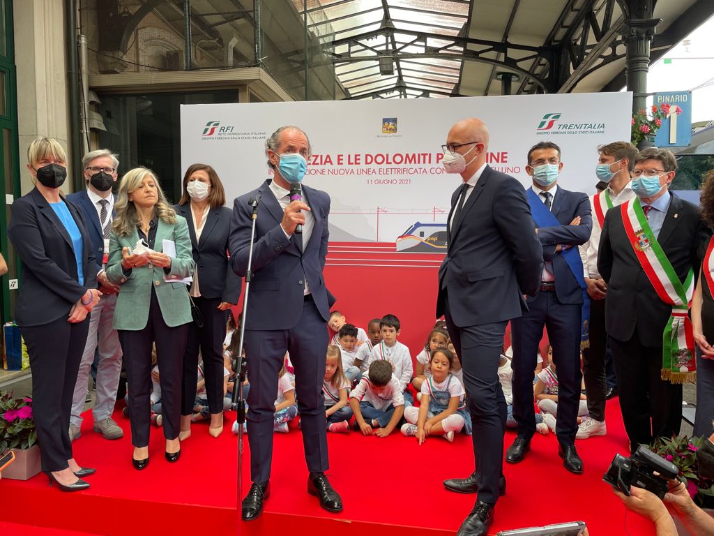 Foto e video dell’inaugurazione della nuova linea elettrificata Conegliano-Belluno