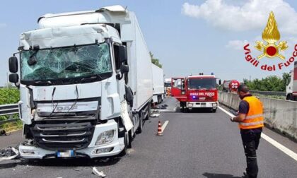 Tamponamento tra tir in A4 all'altezza di Cessalto, un ferito e traffico in tilt