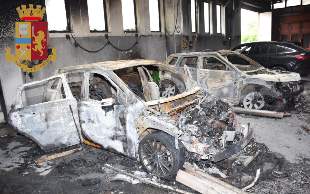 Incendio carrozzeria Roggia, la “scintilla” in rancori familiari: in carcere mandante e intermediari