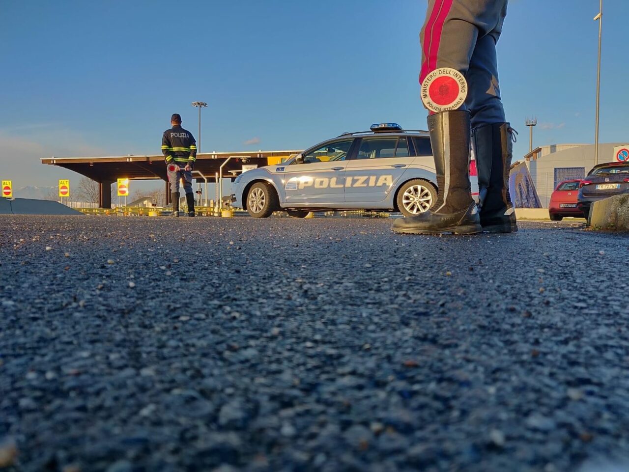 Pedemontana Veneta, guidava l’autocarro senza patente: maxi multa all’autista straniero