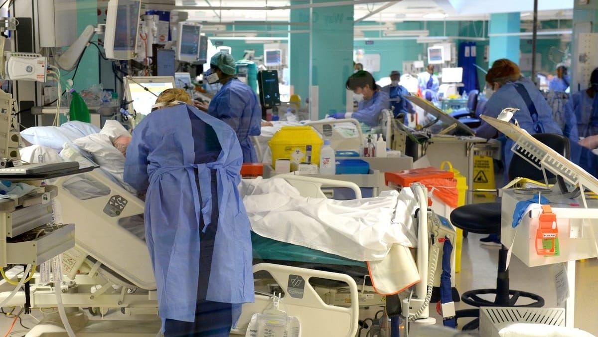 71enne no vax in terapia intensiva a Treviso si pente di non essersi vaccinato