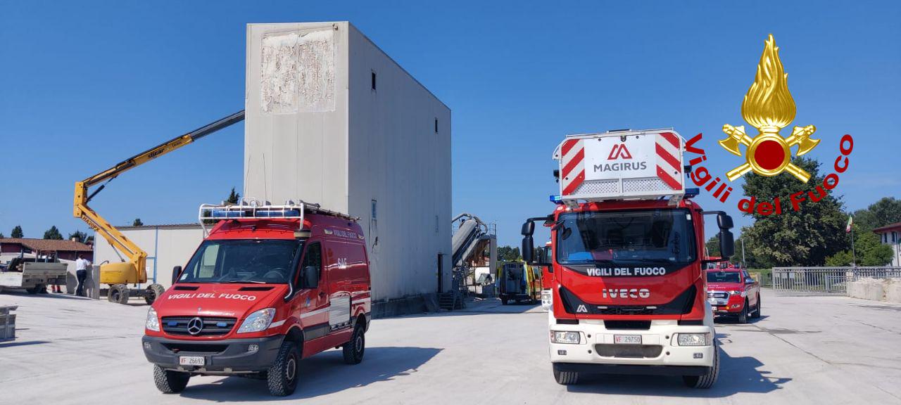 Tragedia sfiorata a Casale, dipendente cade nel silos dell’azienda: salvato in tempo