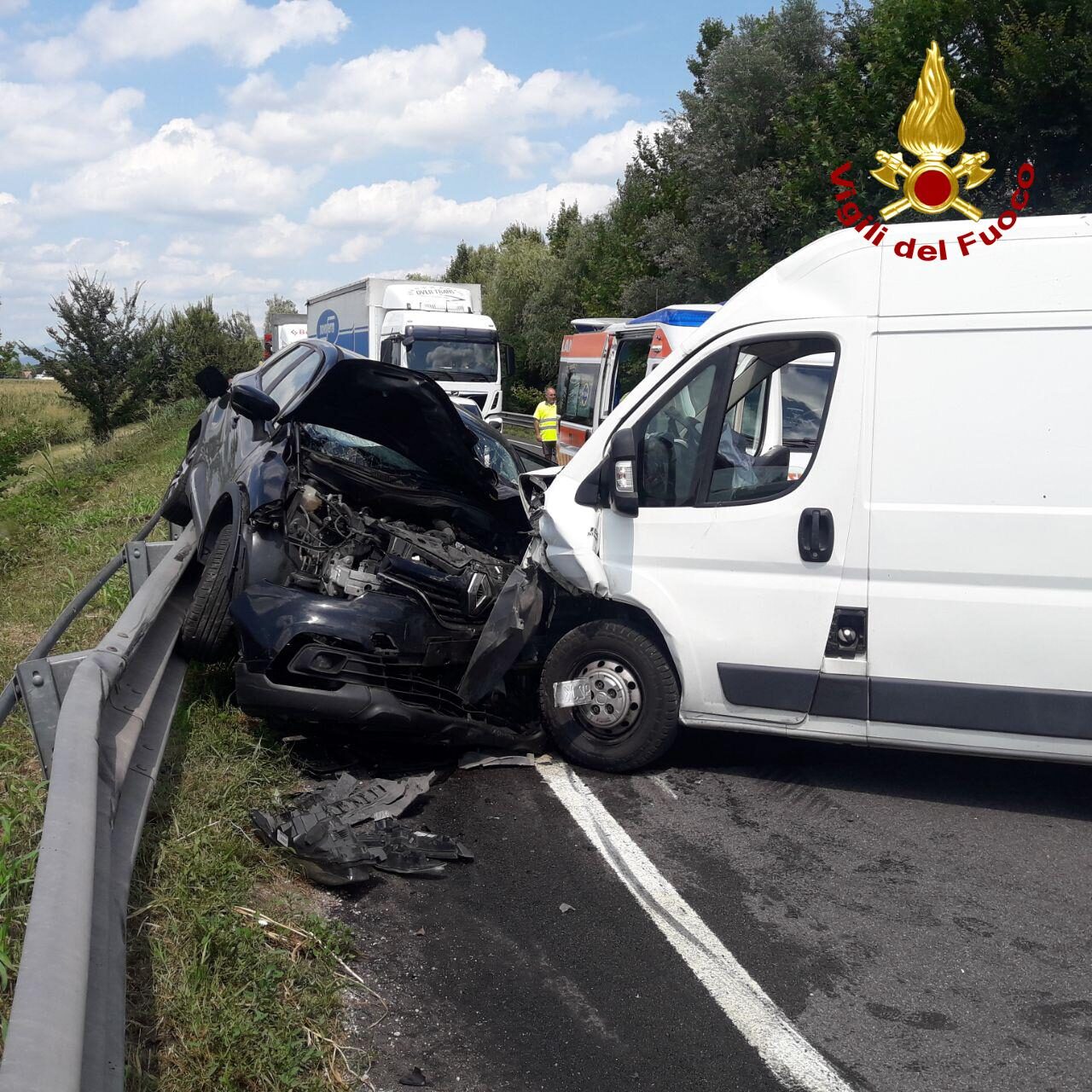 Tremendo frontale tra Resana e Loreggia: feriti portati in ospedale