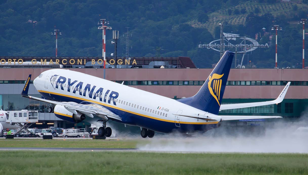 Ritardi Ryanair Treviso-Salonicco, risarcimento ai passeggeri