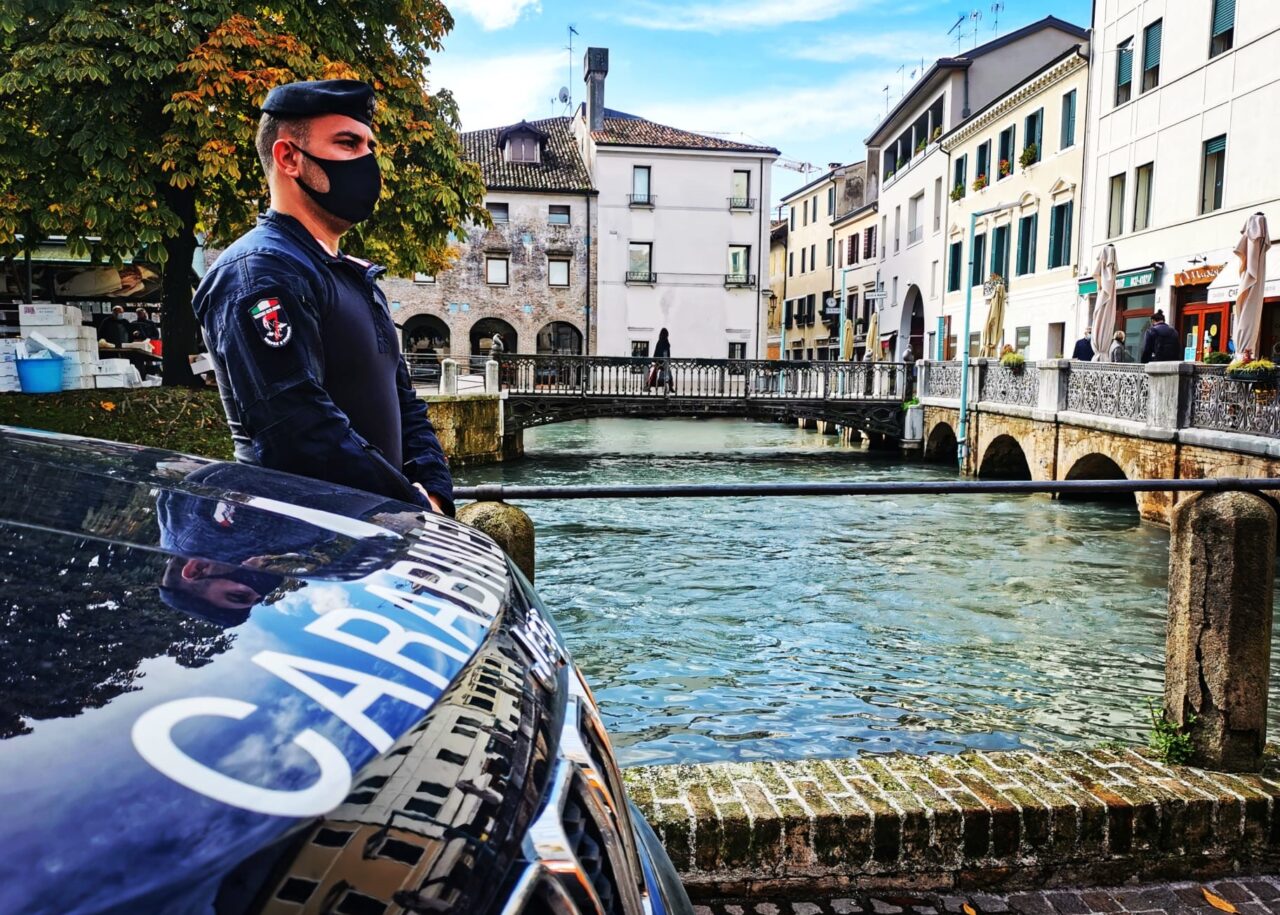 Studenti rapinati in pieno centro a Treviso, identificati i quattro responsabili
