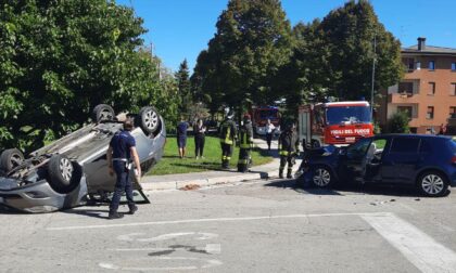 Ponte di Piave, scontro tra auto all'incrocio: due feriti