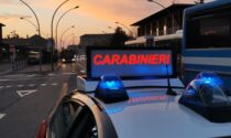 Scappa dopo aver provocato un incidente con feriti sulla Pontebbana: nei guai 22enne di Montebelluna
