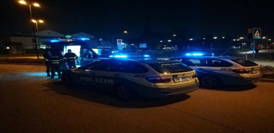 Treviso, beccato di notte mentre trasporta merci pericolose: patente ritirata e maxi multa al camionista “abusivo”