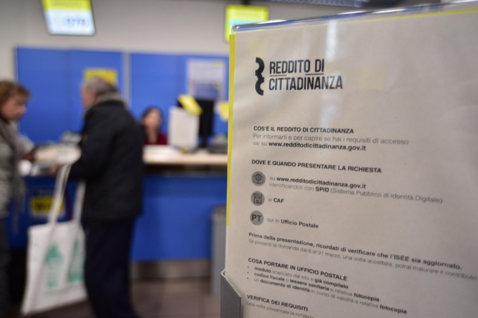 Nasconde al Fisco di avere 42mila euro e così ne intasca 6mila di reddito di cittadinanza