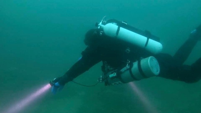 Tragedia a Castelfranco, sub muore durante corso di immersione nel laghetto artificiale