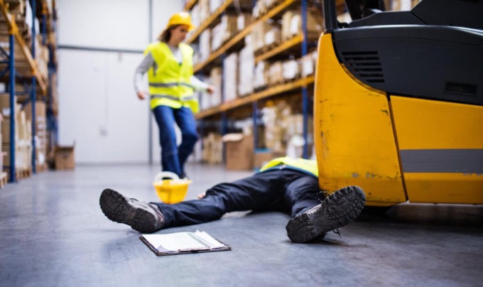 Infortuni sul lavoro, un portale per le denunce anonime: è polemica. Zanoni (Pd): “Strumento per salvare vite”