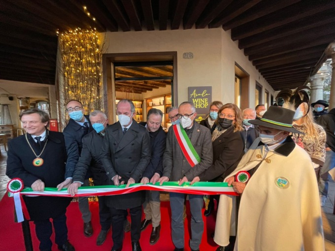 Inaugurato l’Asolo Wine Shop, primo ed unico negozio dedicato all’Asolo Prosecco Superiore DOCG