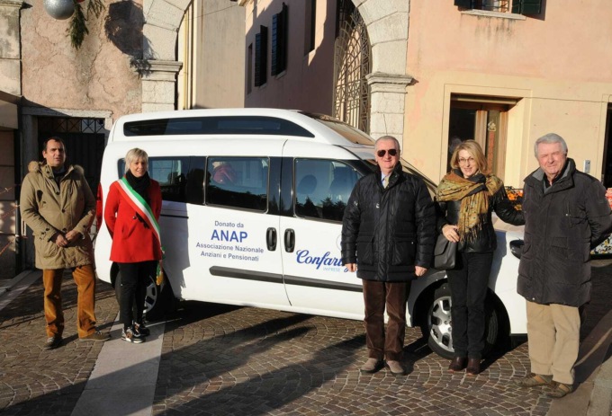 Anap Confartigianato regala un pulmino per il trasporto disabili alla Casa di riposo Aita