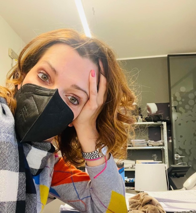 Azienda chiude per Covid, il 78% del personale a casa in malattia: “Sistema che non funziona”