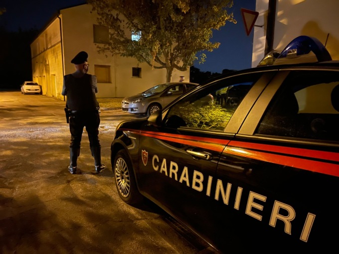 Treviso, la banda “dell’abbraccio” fermata dai Carabinieri: erano il terrore degli anziani