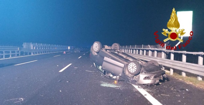 Incidente sull’A27: coinvolte 4 auto, una rimane capovolta