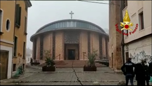 Principio di incendio del presepe nella chiesa di San Martino a Treviso