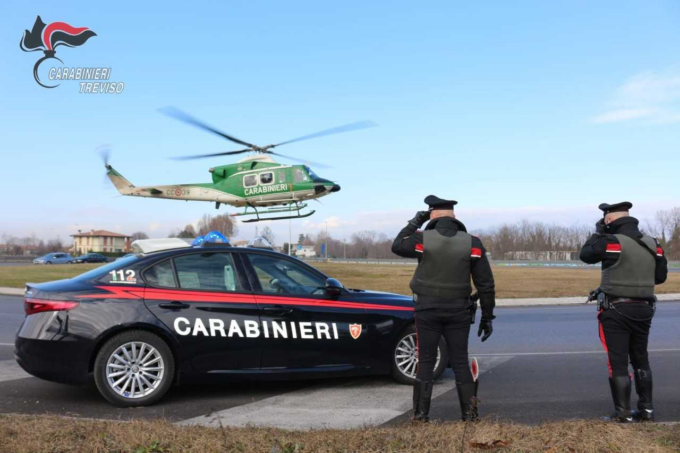 Controlli dei Carabinieri nella “Castellana”, identificate oltre 200 persone