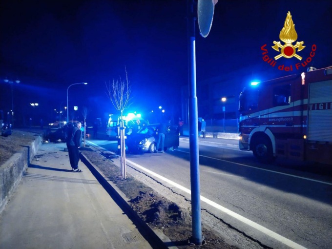 Incidente a San Zenone degli Ezzelini, scontro tra auto: due feriti