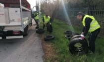 Castelfranco, le ricevute delle borse firmate abbandonate tra i rifiuti: beccati gli ecovandali