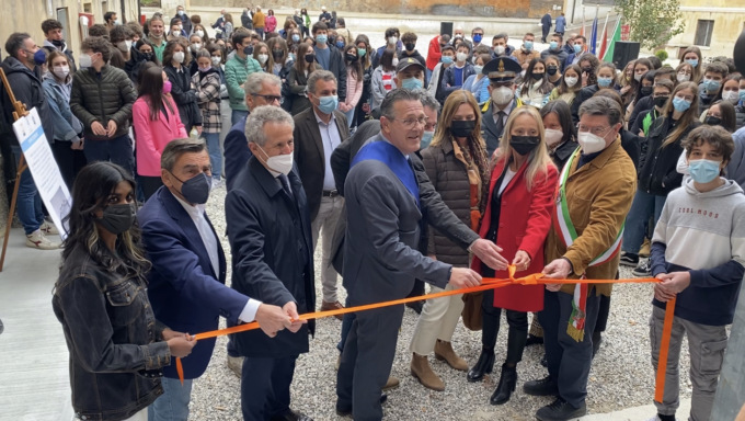 Liceo Flaminio di Vittorio Veneto: le foto del taglio del nastro dopo i lavori