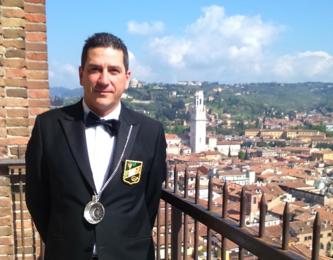 Tragico schianto in moto contro un cartello stradale: addio Marco, dirigente Electrolux