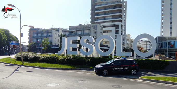 Rissa tra giovani ubriachi a Jesolo, quattro indagati: c’è anche un trevigiano
