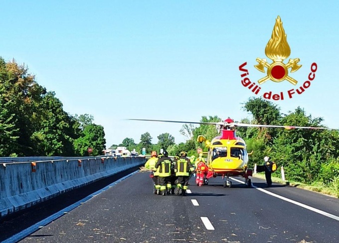 Incidente in A4 tra Portogruaro e San Stino, camionista incastrato tra le lamiere: è grave