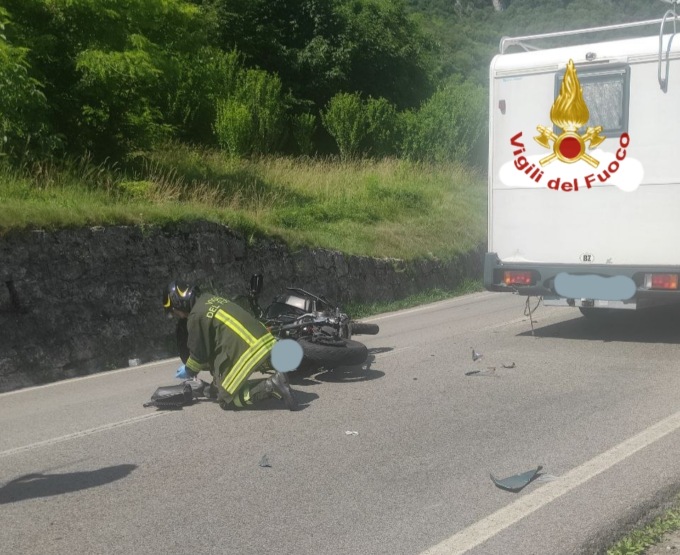 Tragico incidente in moto sulla Feltrina, coppia trevigiana muore sul colpo